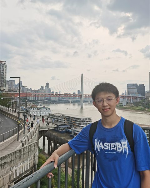 王佳宁